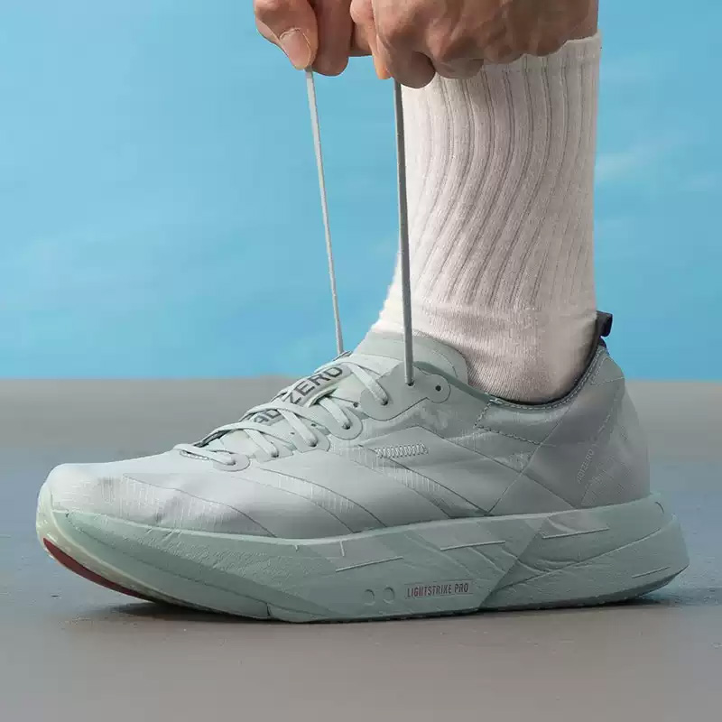 Chaussures de sport Adidas pou - Men'S Shoes Half Cut avis et prix